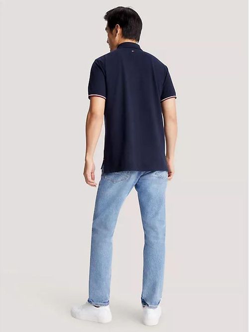 POLO DE CORTE REGULAR CON LOGO
