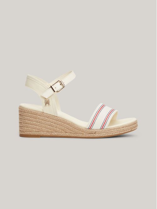 SANDALIAS DE CUÑA CON RIBETES TEJIDOS