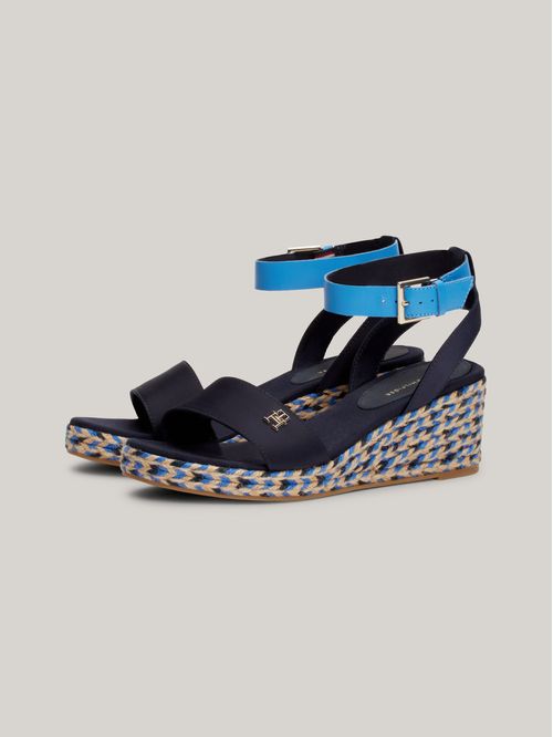 SANDALIAS CON CUÑA Y TIRA A CONTRASTE