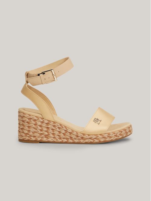 SANDALIAS CON CUÑA Y TIRA A CONTRASTE
