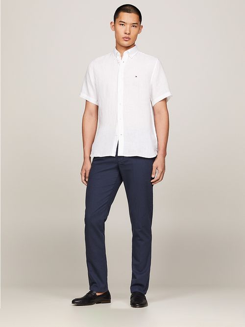 CAMISA DE MANGA CORTA CON CORTE REGULAR