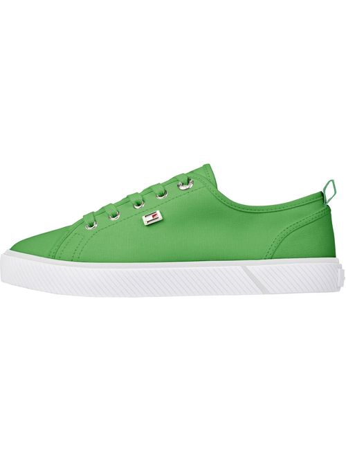 DEPORTIVOS DE LONA CON LOGO ESMALTADO