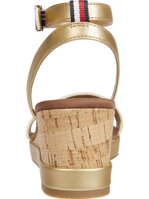 SANDALIAS CON CUÑA ALTA