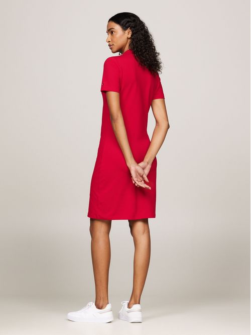 VESTIDO TIPO POLO CON LOGO EN FUENTE SCRIPT