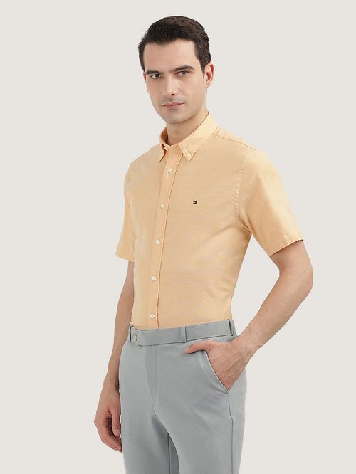 CAMISA DE MANGA CORTA 1985 CON CORTE REGULAR