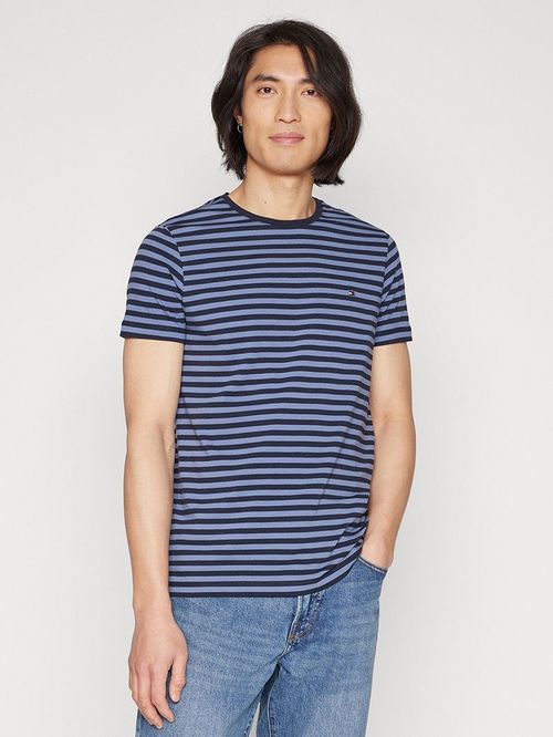 CAMISETA DE CUELLO REDONDO Y CORTE EXTRA SLIM