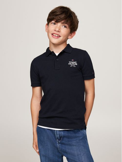 POLO DE CORTE REGULAR CON LOGO (NIÑOS)