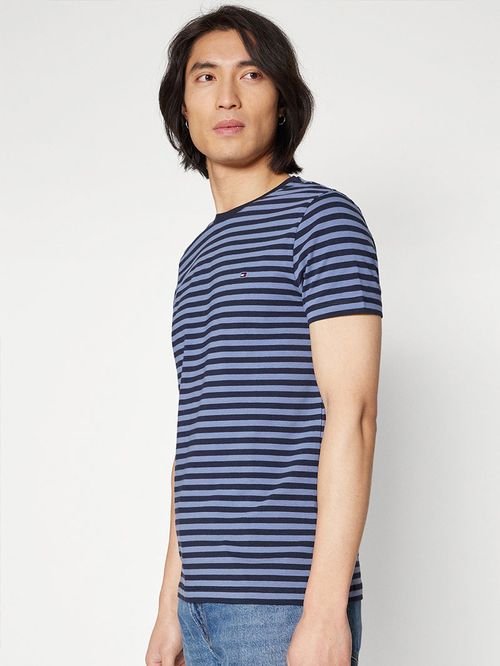 CAMISETA DE CUELLO REDONDO Y CORTE EXTRA SLIM