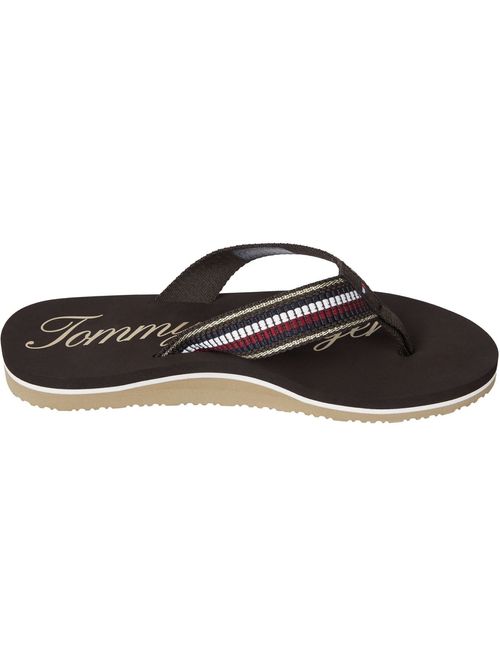 ZAPATILLAS CON CINTA DISTINTIVA EN LAS TIRAS