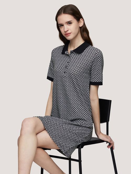VESTIDO TIPO POLO DE ESTAMPADO MONOGRAMA TH
