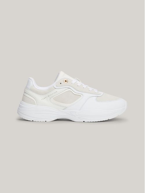 DEPORTIVOS DE ESTILO RUNNING CON SUELA GRUESA