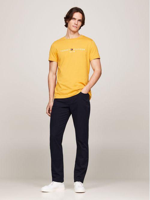 CAMISETA CON LOGO BORDADO