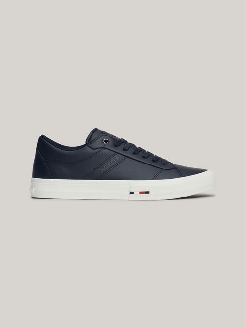 DEPORTIVOS DE CUERO CON CORDONES Y LOGO