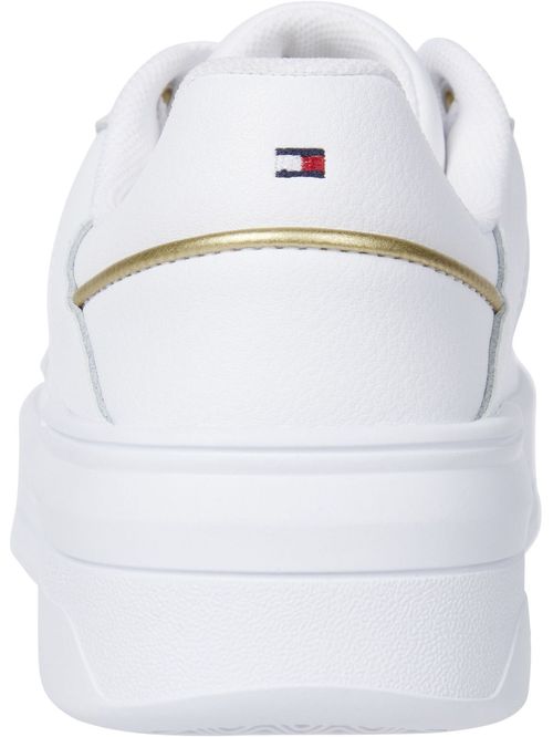 DEPORTIVOS CON LOGO ESMALTADO