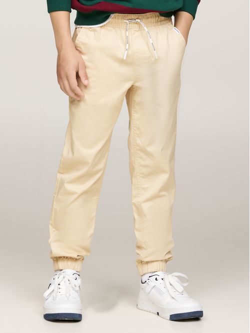 JOGGER CON LOGO MONOTIPO EN LOS CORDONES (NIÑOS)