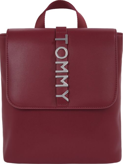 MOCHILA CITY CON LOGO METÁLICO