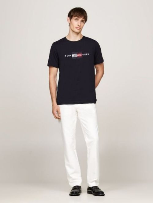 CAMISETA CON LOGO BORDADO