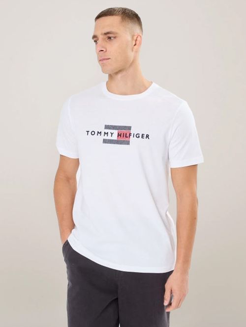 CAMISETA CON LOGO BORDADO