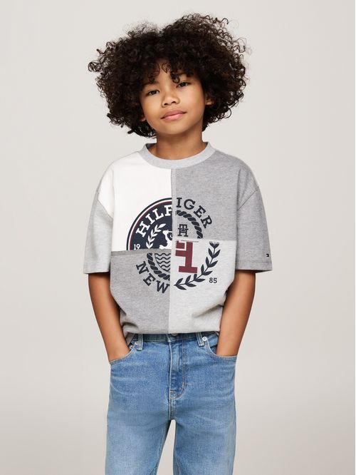 CAMISETA CON LOGO ENSAMBLADO
