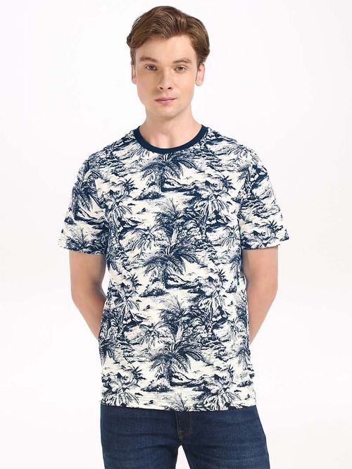CAMISETA CON ESTAMPADO AOP