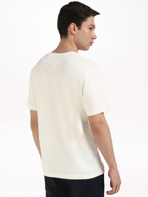CAMISETA DE CUELLO REDONDO CON PARCHE