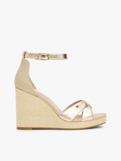 SANDALIAS METALIZADAS CON TACO