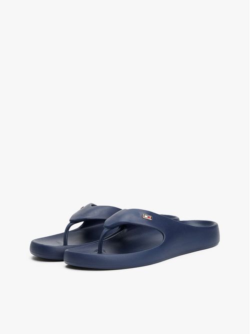 ZAPATILLAS ANATÓMICAS CON LOGO ESMALTADO