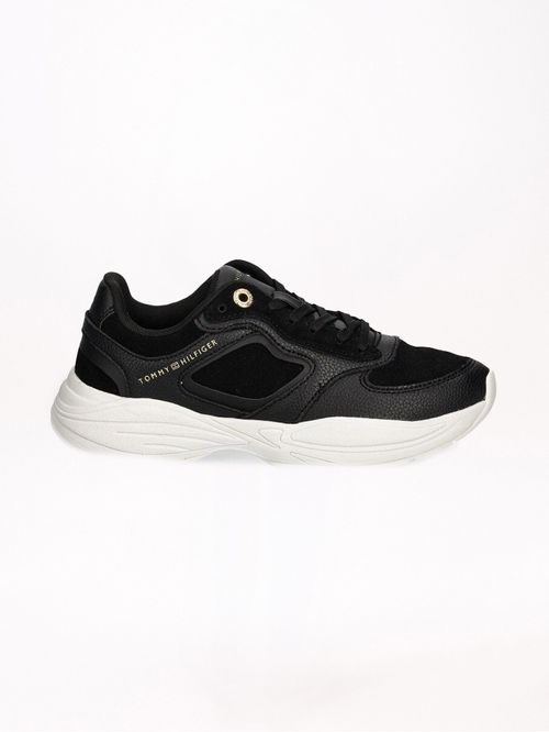 DEPORTIVOS DE ESTILO RUNNING CON SUELA GRUESA