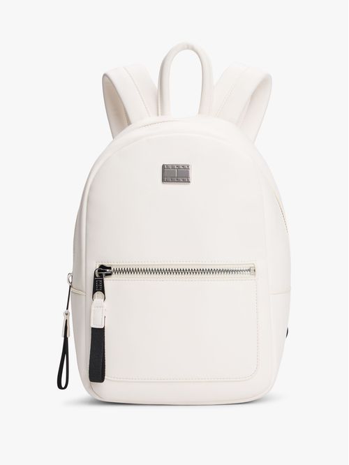 MOCHILA CON ACABADO TEXTURIZADO