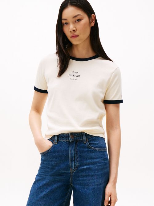CAMISETA DE RIBETES A CONTRASTE CON LOGO