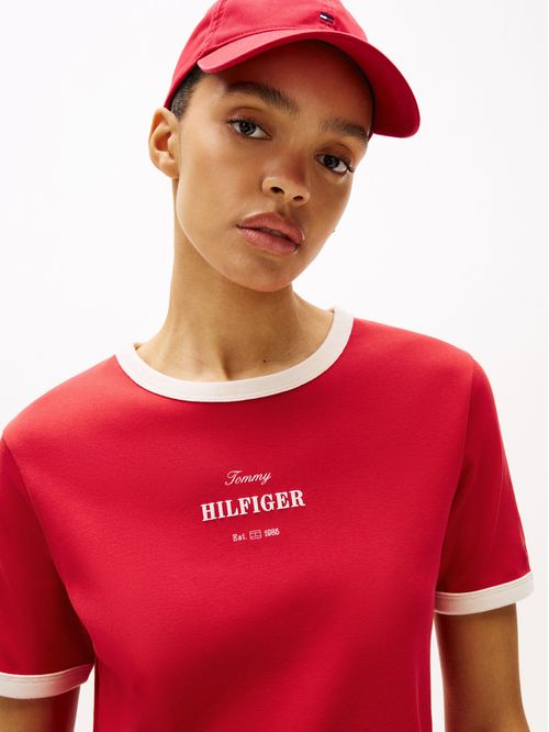 CAMISETA DE RIBETES A CONTRASTE CON LOGO