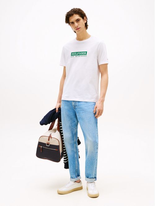 CAMISETA CON LOGO GRÁFICO
