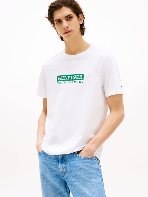 CAMISETA CON LOGO GRÁFICO