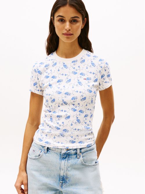 CAMISETA DE CORTE SLIM CON FLORES