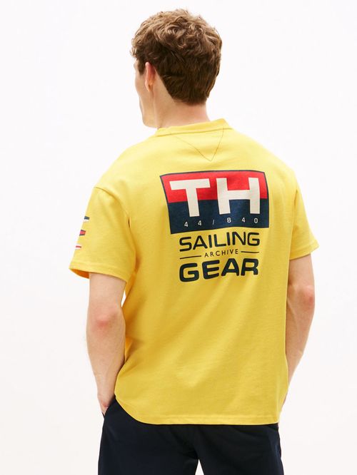 CAMISETA AMPLIA HILFIGER CON LOGO TRASERO