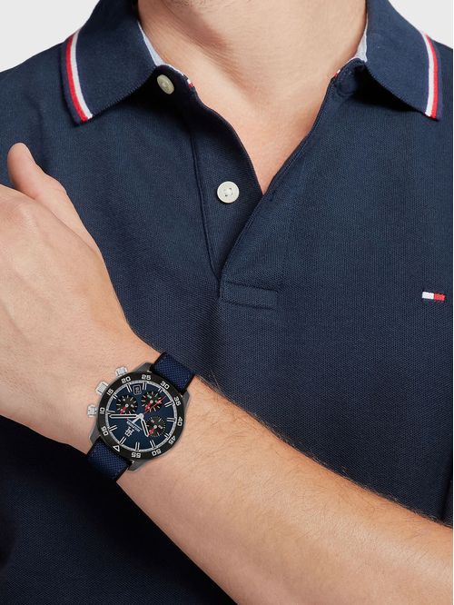 RELOJ DE HOMBRE CON CORREA DE SILICONA CON DETALLE TEXTIL