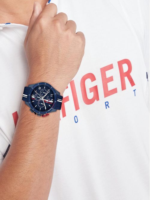 RELOJ DE HOMBRE CON CORREA DE SILICONA