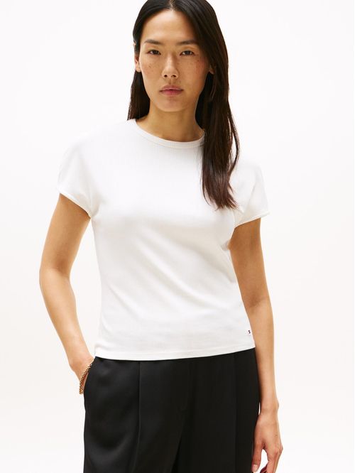 CAMISETA DE MANGA CASQUILLO Y CUELLO REDONDO