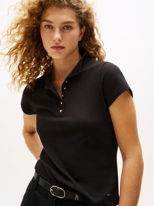 POLO DE CORTE SLIM CON BOTONES DORADOS