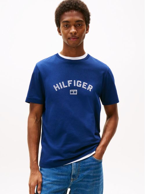 CAMISETA FLOCK CON LOGO ESTAMPADO