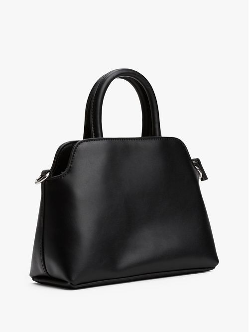 CARTERA SATCHEL CON CORREA CRUZADA Y LOGO METÁLICO