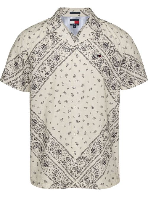 CAMISA DE MANGA CORTA CON CORTE REGULAR