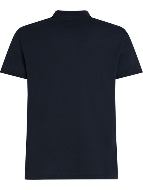 POLO DE CORTE REGULAR CON LOGO EN EL PECHO